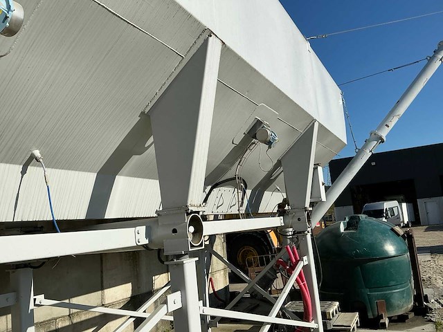Cementsilo installatie - afbeelding 2 van  26