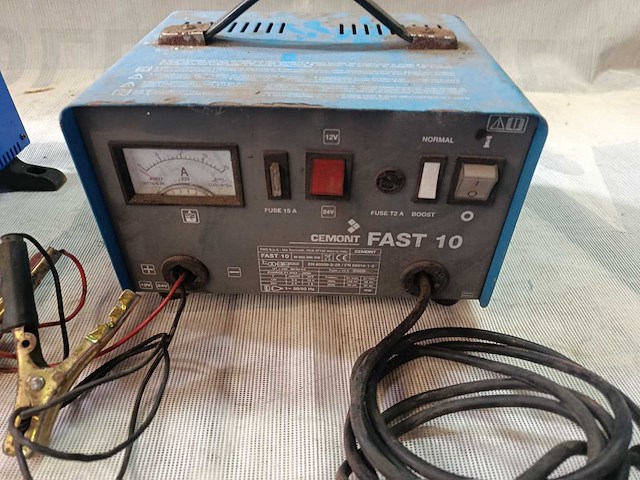 Cemont fast 10 druppellader/acculader 24v - afbeelding 2 van  2