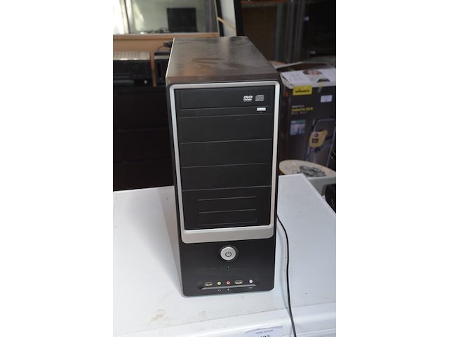 Centrale eenheid, monitor iilyama e2483hsu, microgolfoven sharp, personenweegschaal, elektrische verwarming - afbeelding 4 van  8
