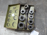 Centrale handmatige matrijs (010498-010) - afbeelding 3 van  5