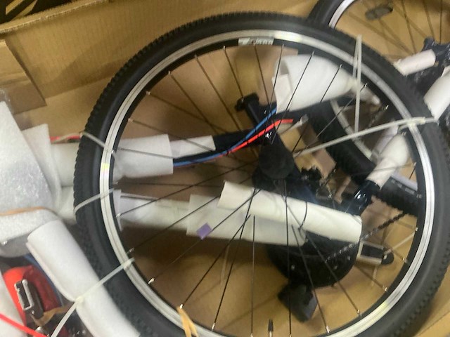 Centurion r’bock 24 shox-v kinderfiets - afbeelding 5 van  7