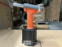 Centurius pneumatic rivet gun - afbeelding 2 van  2