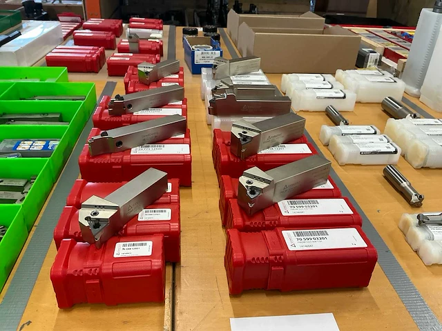 Ceratizit draaibeitel uitwendig met directe koeling (20x) - afbeelding 1 van  7