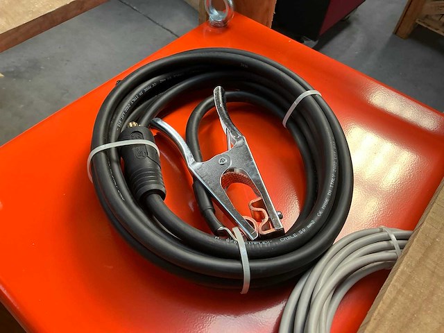 Cerdi glt 403 mma electrode lasapparaat - afbeelding 12 van  13