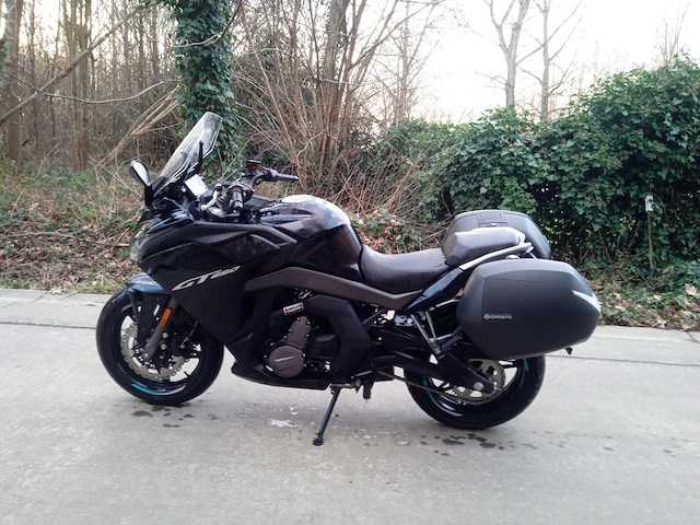 Cfmoto - 650gt - motorfiets - afbeelding 3 van  8