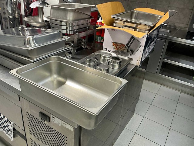 Chafing dish (6x) - afbeelding 1 van  8