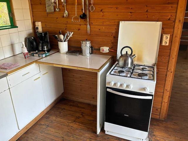 Chalet 14 pers + inboedel - afbeelding 8 van  12