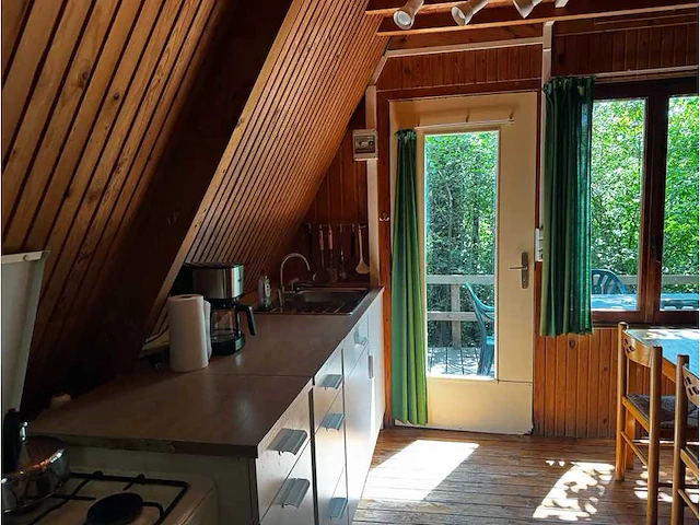 Chalet 4 pers + inboedel - afbeelding 4 van  4