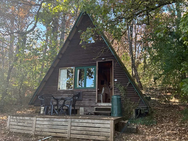 Chalet 4 pers + inboedel - afbeelding 1 van  12