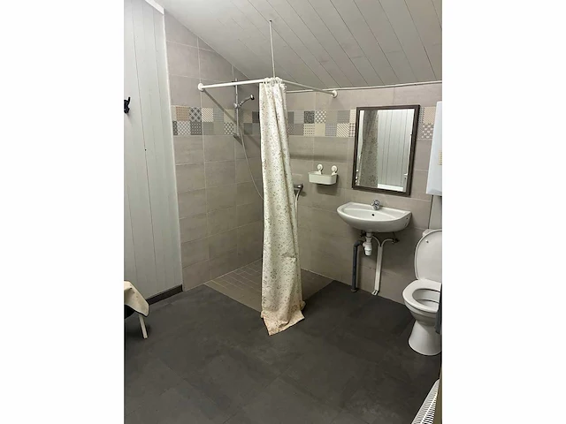 Chalet 6 pers + inboedel - afbeelding 10 van  11