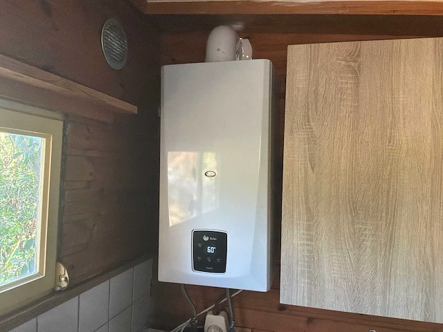 Chalet 6 pers + inboedel - afbeelding 14 van  16