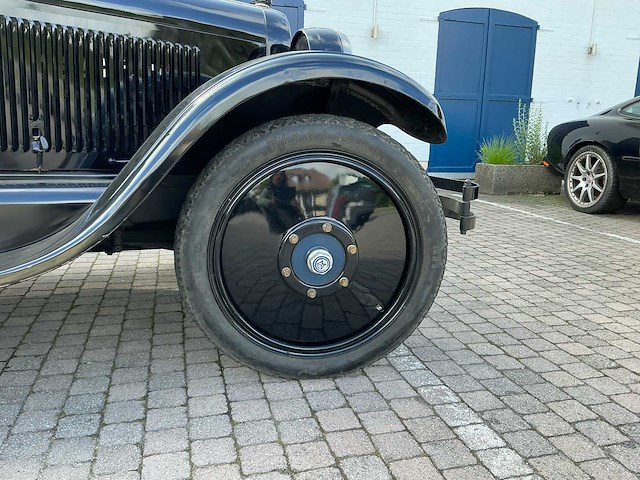Chalmers touringcar 35 c oldtimer - afbeelding 2 van  44
