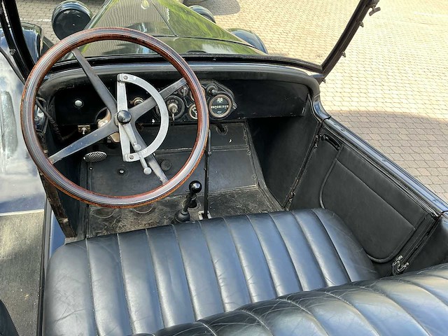 Chalmers touringcar 35 c oldtimer - afbeelding 5 van  44