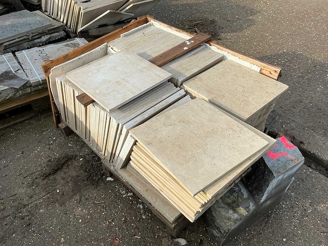 Chambolle (250x) - afbeelding 1 van  6