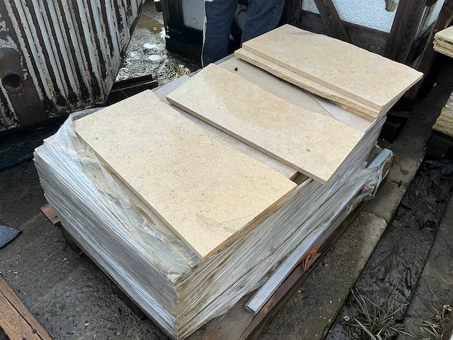 Chambolle (60x) - afbeelding 1 van  3