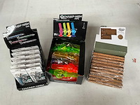 Champ diverse rookwaren accessoires in display - afbeelding 5 van  5