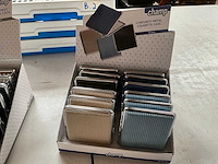 Champ diverse sigaretten cases in display - afbeelding 5 van  5