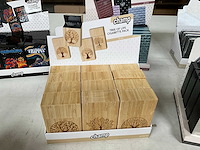 Champ diverse sigaretten cases in display - afbeelding 6 van  10