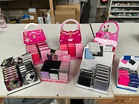 Champ diverse sigaretten cases in display - afbeelding 1 van  8