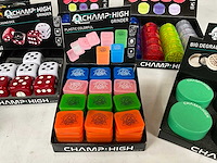 Champ high diverse grinders in display - afbeelding 3 van  8