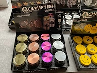 Champ high diverse grinders in display - afbeelding 3 van  8