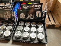 Champ high diverse grinders in display - afbeelding 4 van  8