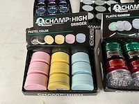 Champ high diverse grinders in display - afbeelding 4 van  7