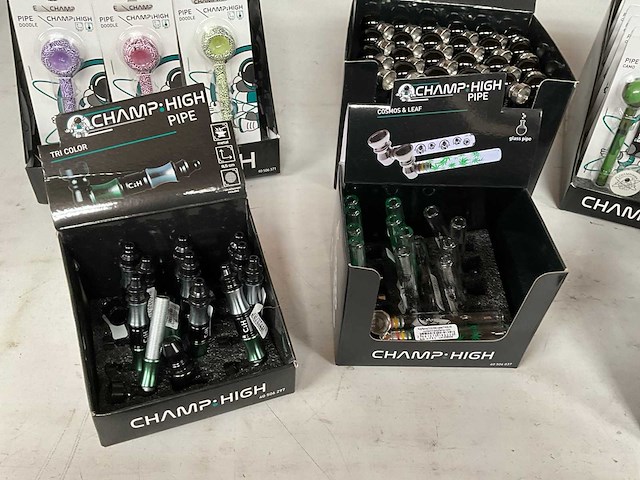 Champ high diverse pijpen in display - afbeelding 6 van  7