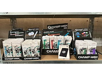 Champ high diverse rookwaren in display - afbeelding 1 van  5