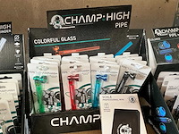 Champ high diverse rookwaren in display - afbeelding 3 van  5