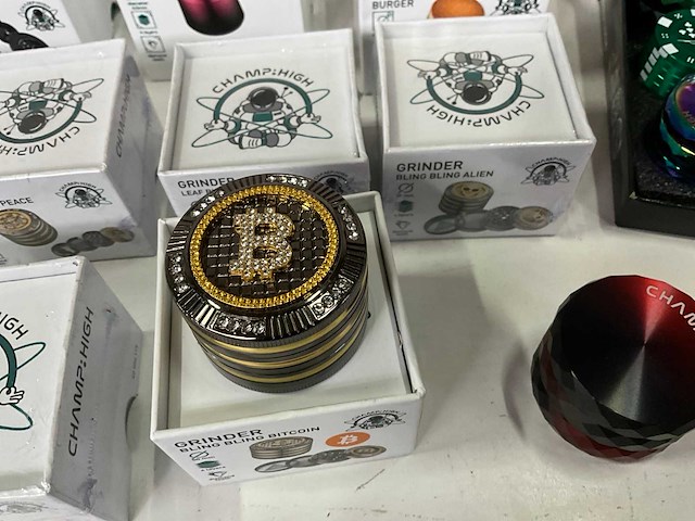 Champ high mix kavel diverse grinders - afbeelding 4 van  8