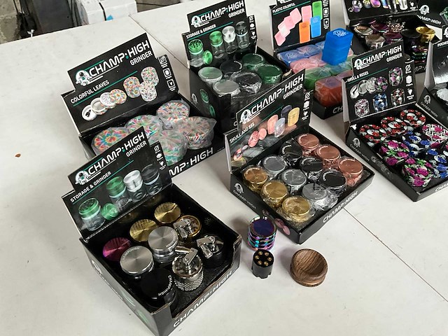 Champ high mix kavel diverse grinders - afbeelding 3 van  13