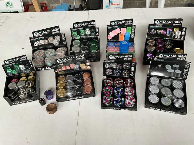 Champ high mix kavel diverse grinders - afbeelding 1 van  13