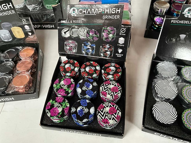 Champ high mix kavel diverse grinders - afbeelding 9 van  13