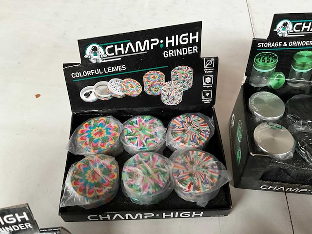 Champ high mix kavel diverse grinders - afbeelding 13 van  13