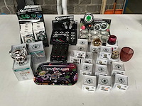 Champ high mix kavel diverse rookwaren - afbeelding 1 van  12