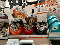 Champ mix kavel asbakken & sigaretten cases - afbeelding 3 van  8