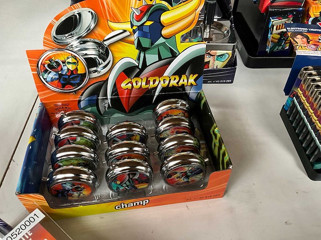 Champ mix kavel diverse rookwaren thema goldorak - afbeelding 6 van  6