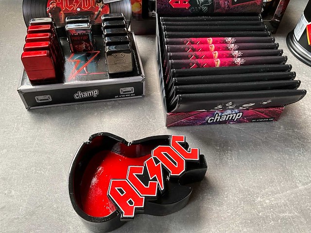 Champ mix kavel rookwaren in display thema ac/dc - afbeelding 2 van  6