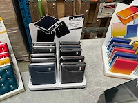 Champ mix kavel sigaret cases in display - afbeelding 3 van  9