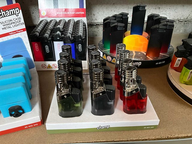 Champ & tokai diverse aanstekers in display - afbeelding 5 van  7
