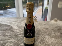 Champagne moët & chandon brut - afbeelding 1 van  1