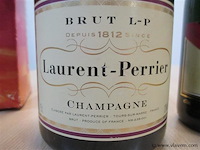 Champagne - afbeelding 2 van  3