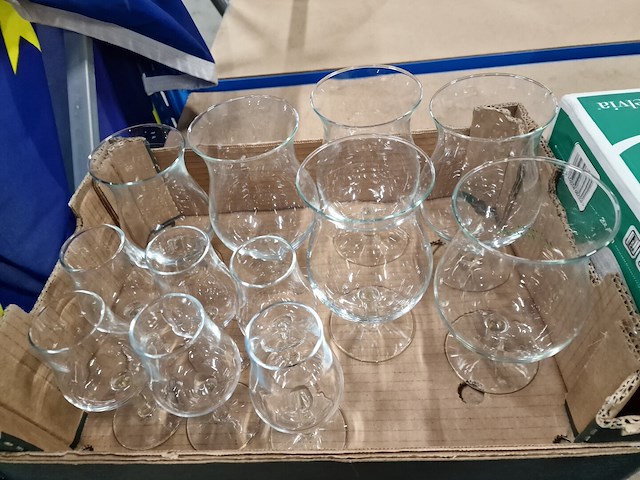 Champagnekoelers, glaswerk e.a. - afbeelding 8 van  13