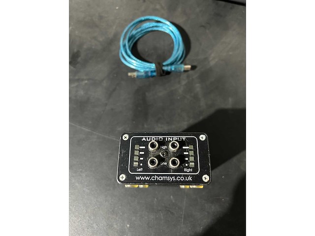 Chamsys - usb audio interface - light mixing console - afbeelding 4 van  4