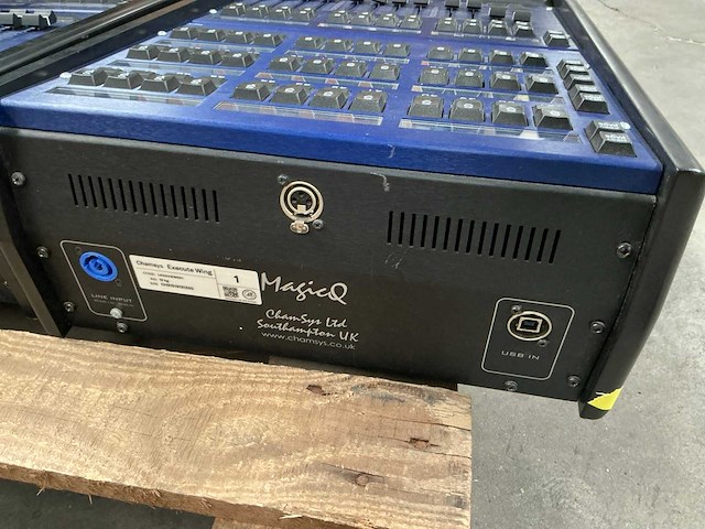 Chamsys magicq - light mixing consoles (2x) - afbeelding 4 van  5