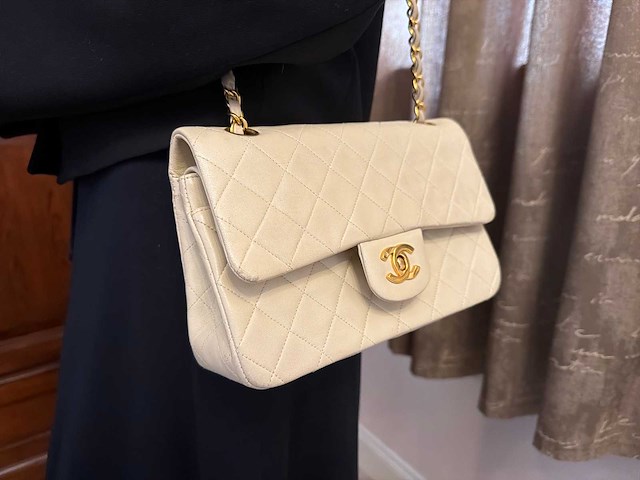 Chanel handtas - afbeelding 2 van  8