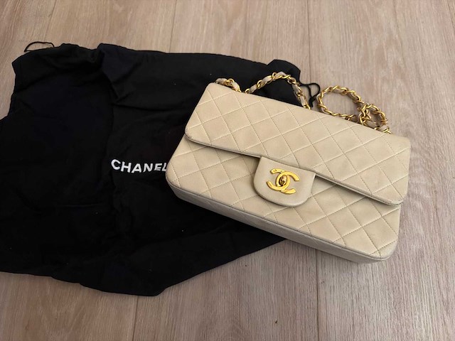 Chanel handtas - afbeelding 6 van  8