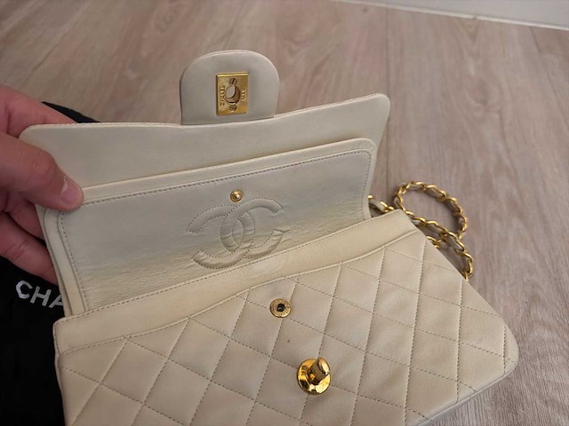 Chanel handtas - afbeelding 8 van  8