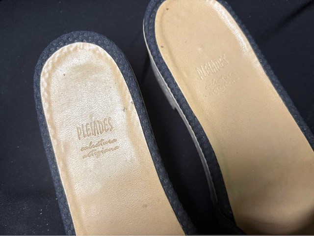Chanel schoenen maat 38 (gebruikt) (2x) - afbeelding 3 van  6